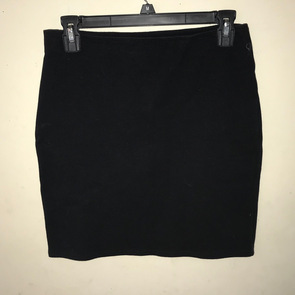 Black pencil skirt